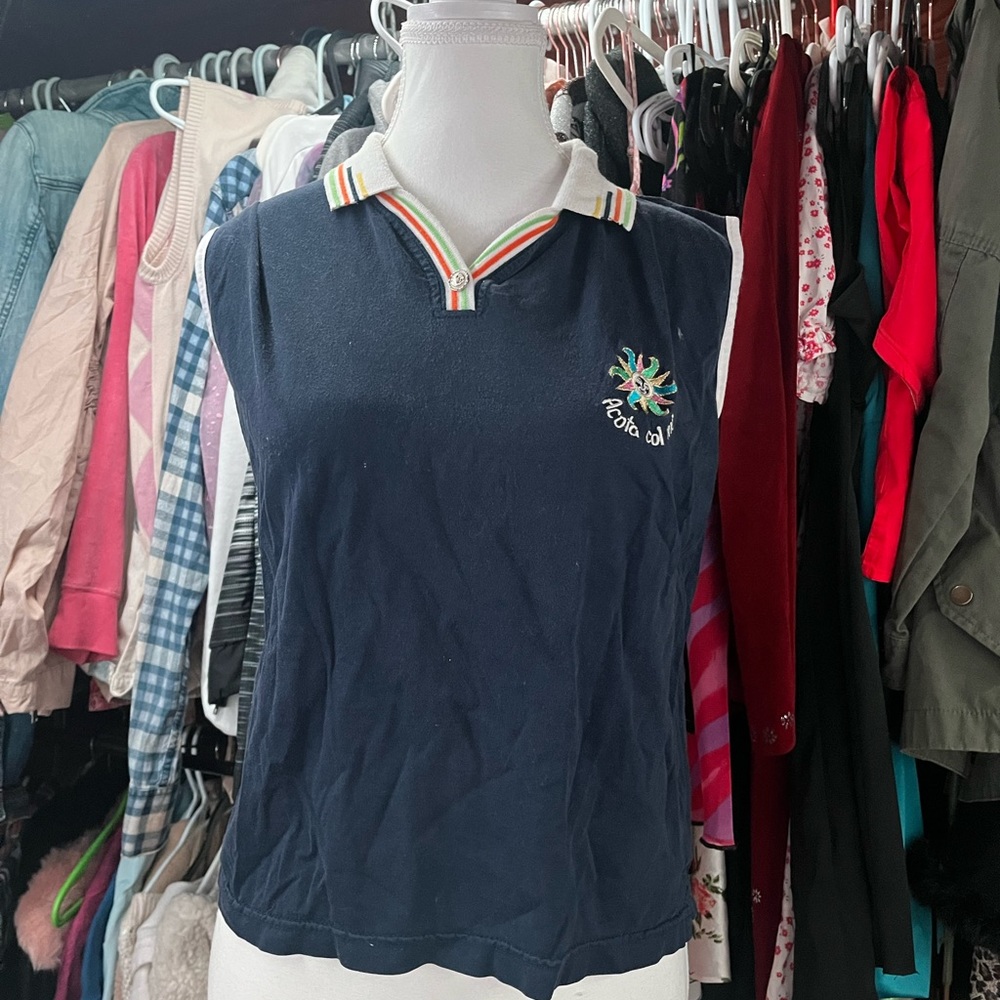 collared shirt sleeve